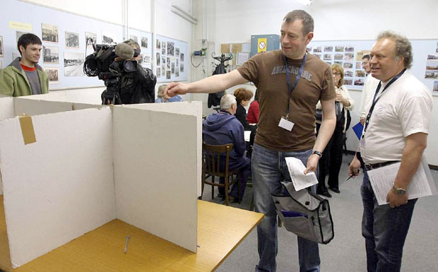 И странци прате наше изборе